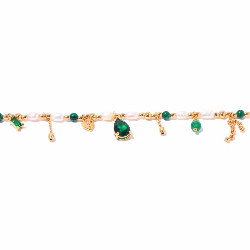 Gold-Plated Fashionable Retro Style Necklace with Pearls and Natural Stones