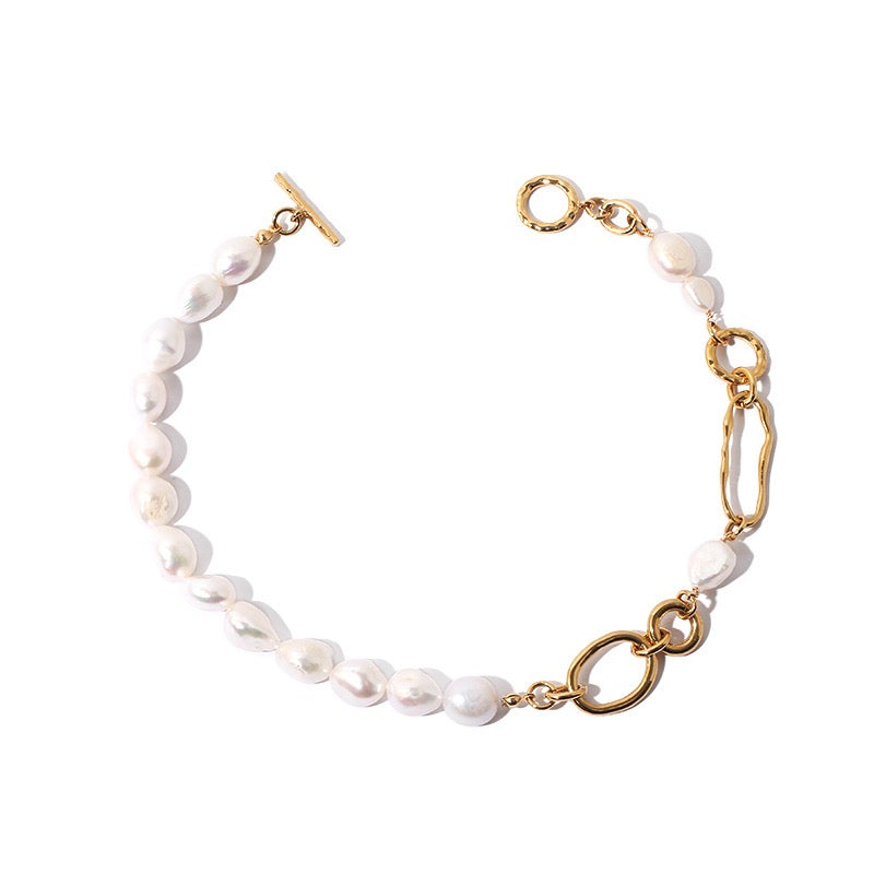 Gold-Plated Elegant and Bold Baroque Pearl Necklace