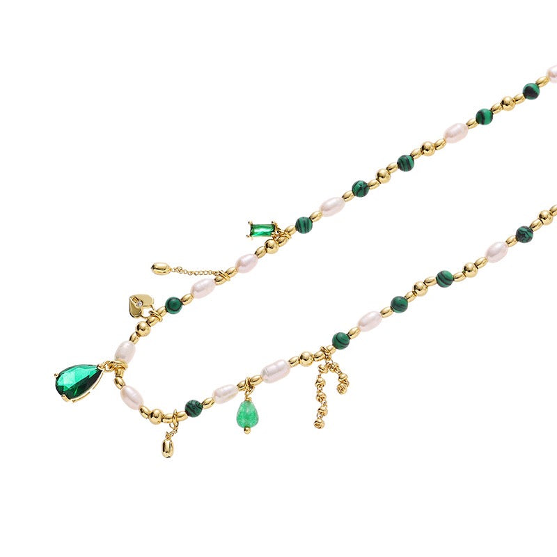 Gold-Plated Fashionable Retro Style Necklace with Pearls and Natural Stones