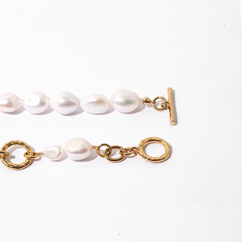 Gold-Plated Elegant and Bold Baroque Pearl Necklace