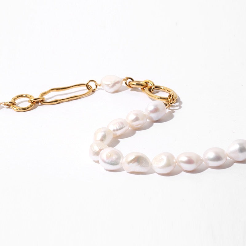 Gold-Plated Elegant and Bold Baroque Pearl Necklace