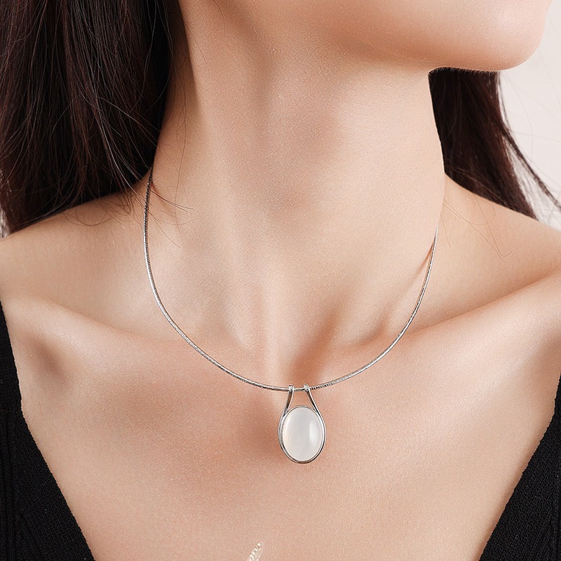 French Platinum-Plated Chain White Agate(Natural Stone) Teardrop Necklace